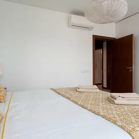 Bairro Alto View Point 3 Bedrooms Apartment