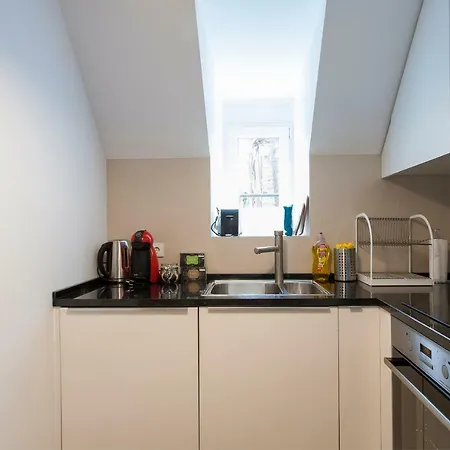 아파트 Bairro Alto View Point 3 Bedrooms 리스본